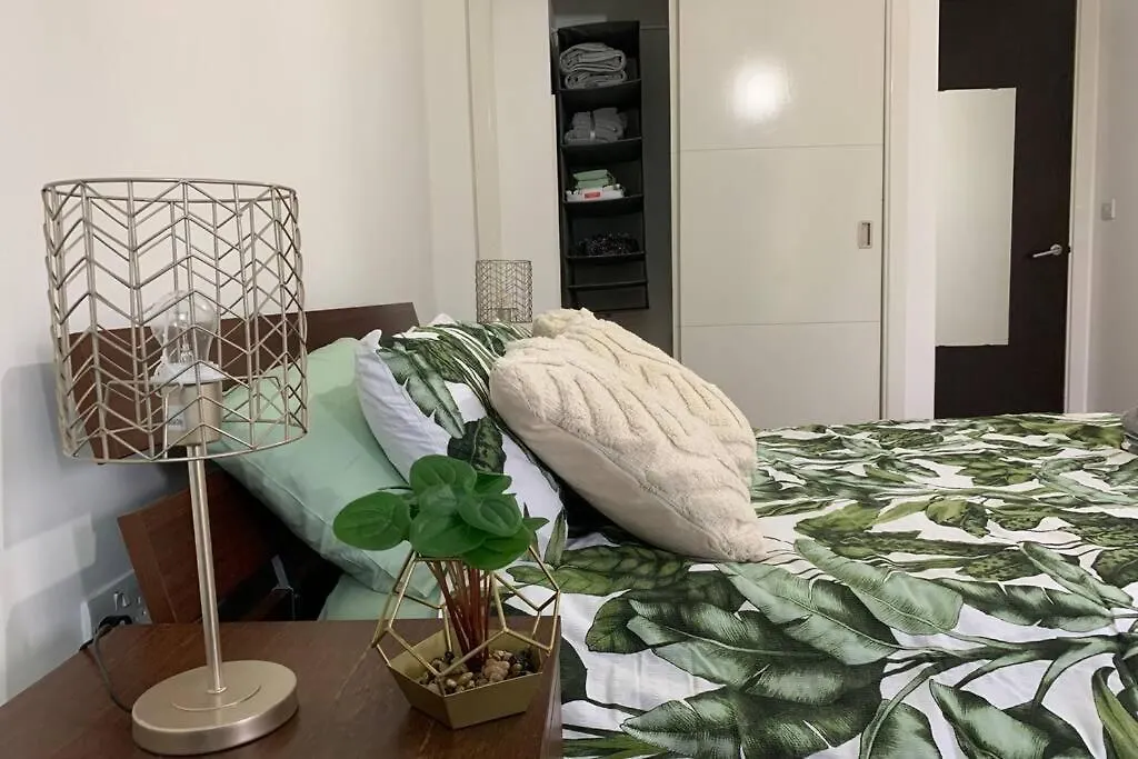Apartment 1988 Homes - Milend London United Kingdom
